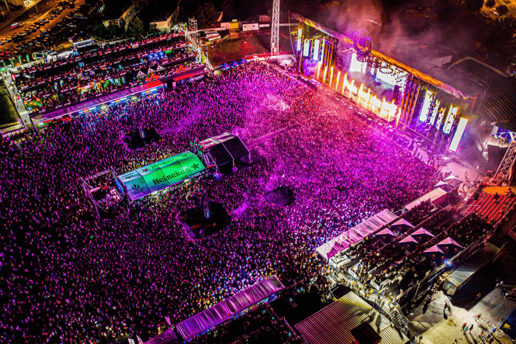 ultra_europe_split-2